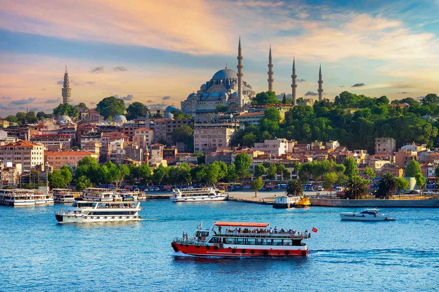 Benefits of Turkish Citizenship for Investors and Their Families